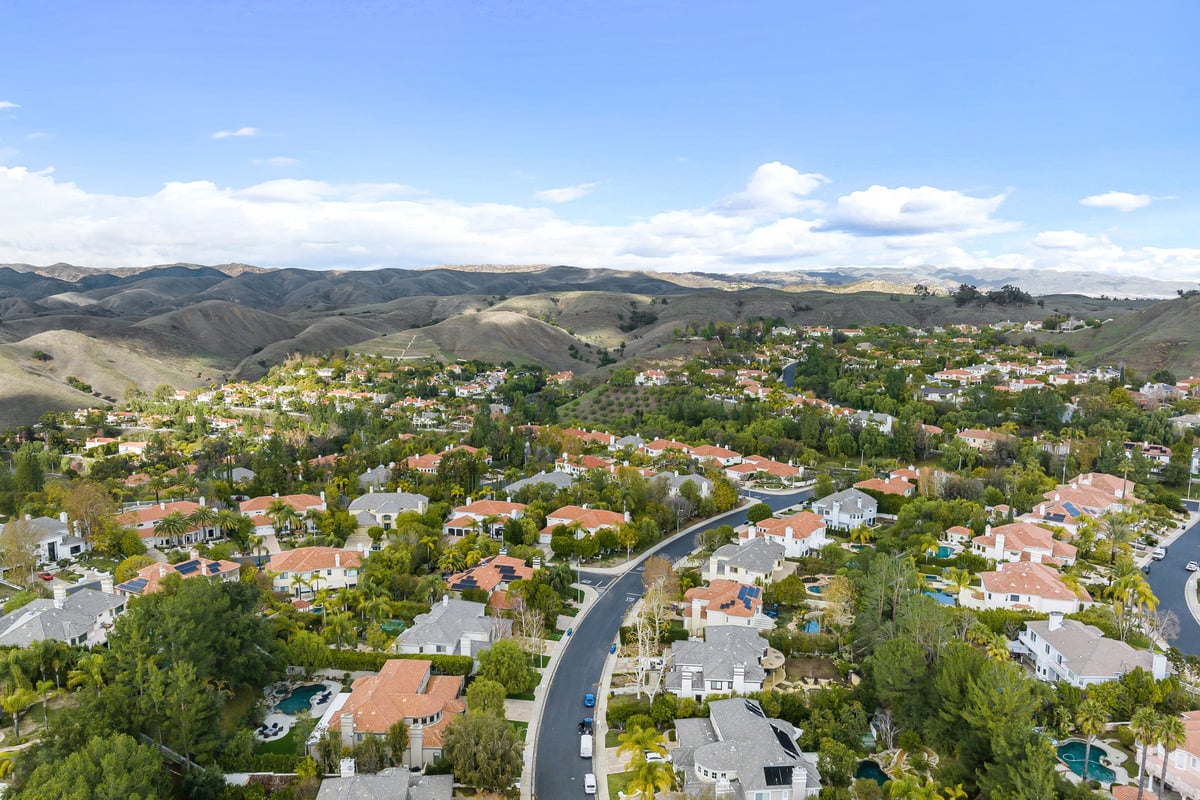 aerial-exterior-shot-of-a-luxury-home-in-calabasas-2026-03-18-16-22-56-utc