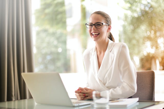 property-manager-working-on-a-desk